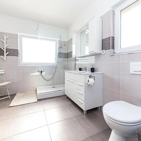 Cozy In With Wifi Сasa de vacaciones Sevid