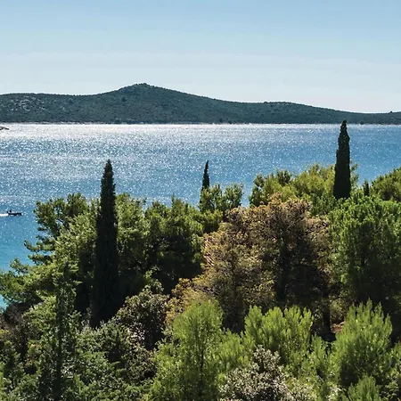 Hébergement de vacances Lovely In With House Sea View